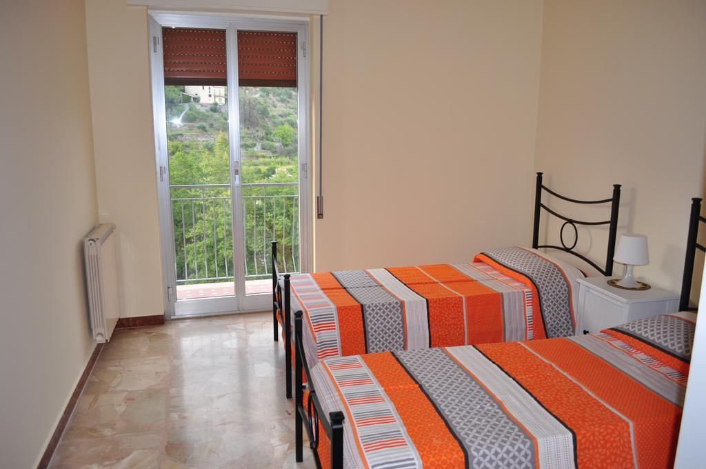 Casa Catena Francavilla di Sicilia Room photo